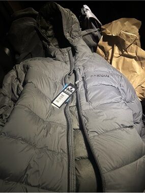 KUIU Super Down PRO Hooded Jacket Color Gunmetal Grey Size XXL outdoors hunting